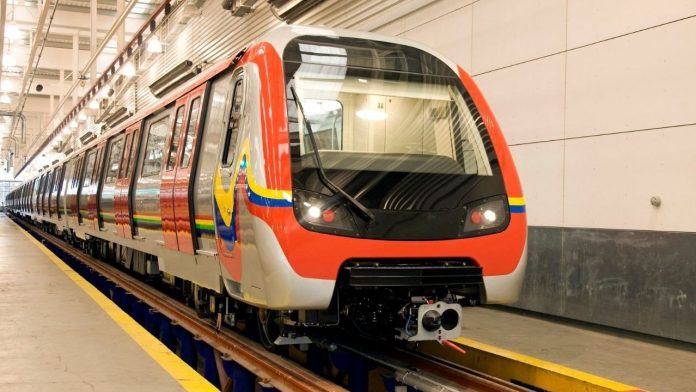 Metro Los Teques trabajando