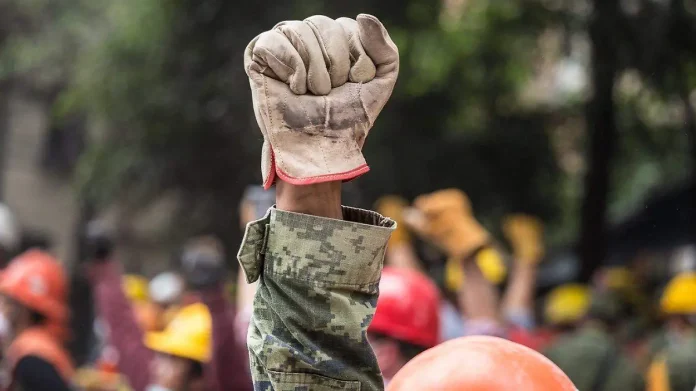 Puño Silencio Rescate Terremotos Sismos Venezuela México Rescatistas Puño Silencio Rescate Terremotos Sismos Venezuela México Rescatistas
