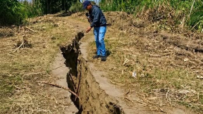 Yaracuy: Detectan fisura de 300 metros de longitud tras los recientes sismos Yaracuy fisura sismos