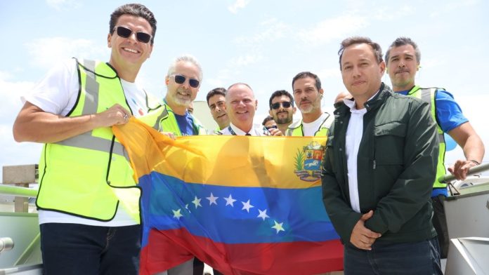 American Airlines envió 4,1 toneladas de ayuda humanitaria para afectados por los sismos American Airlines envió 4,1 toneladas de ayuda humanitaria para afectados por los sismos